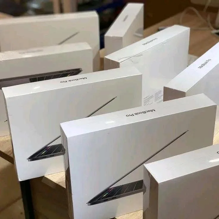 apple-macbook-pro-2019-pallet-liquidation-1 MacBook Air/Pro Pallets - Image 1